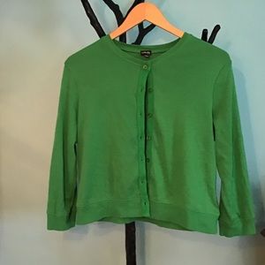 Bright Green & Cozy!